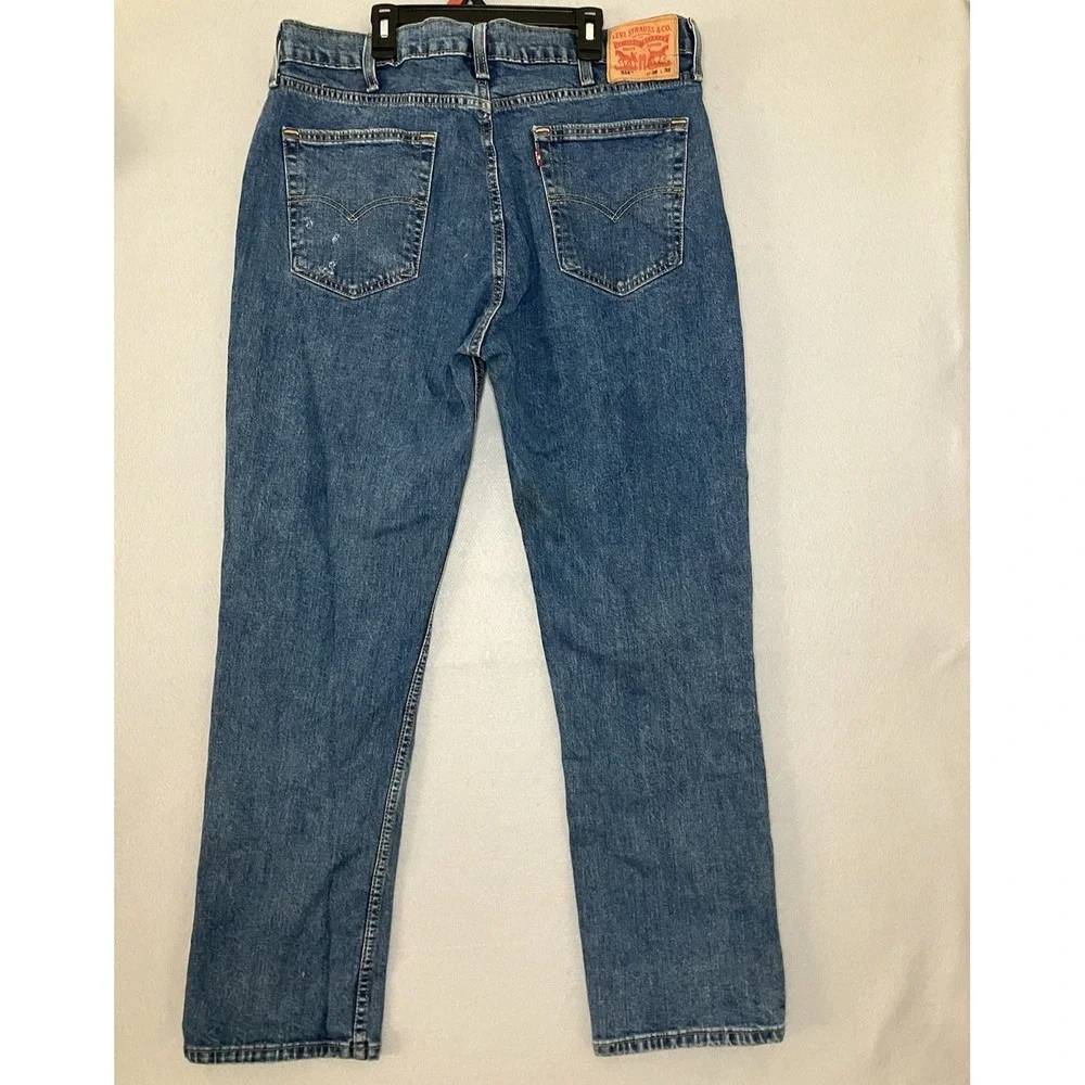 LEVIS 514  Red Tab Jeans Size 38x32 Blue Medium Wash